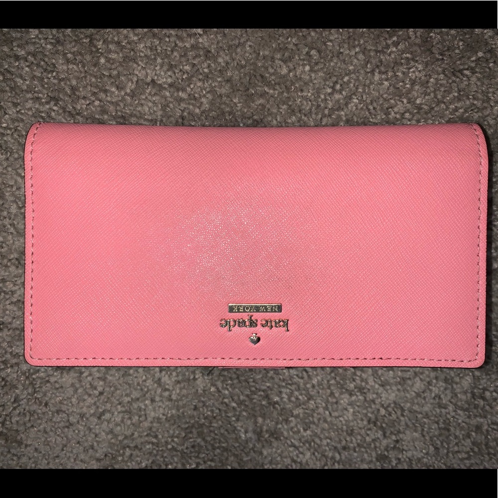 Kate Spade wallet - Picture 2 of 3